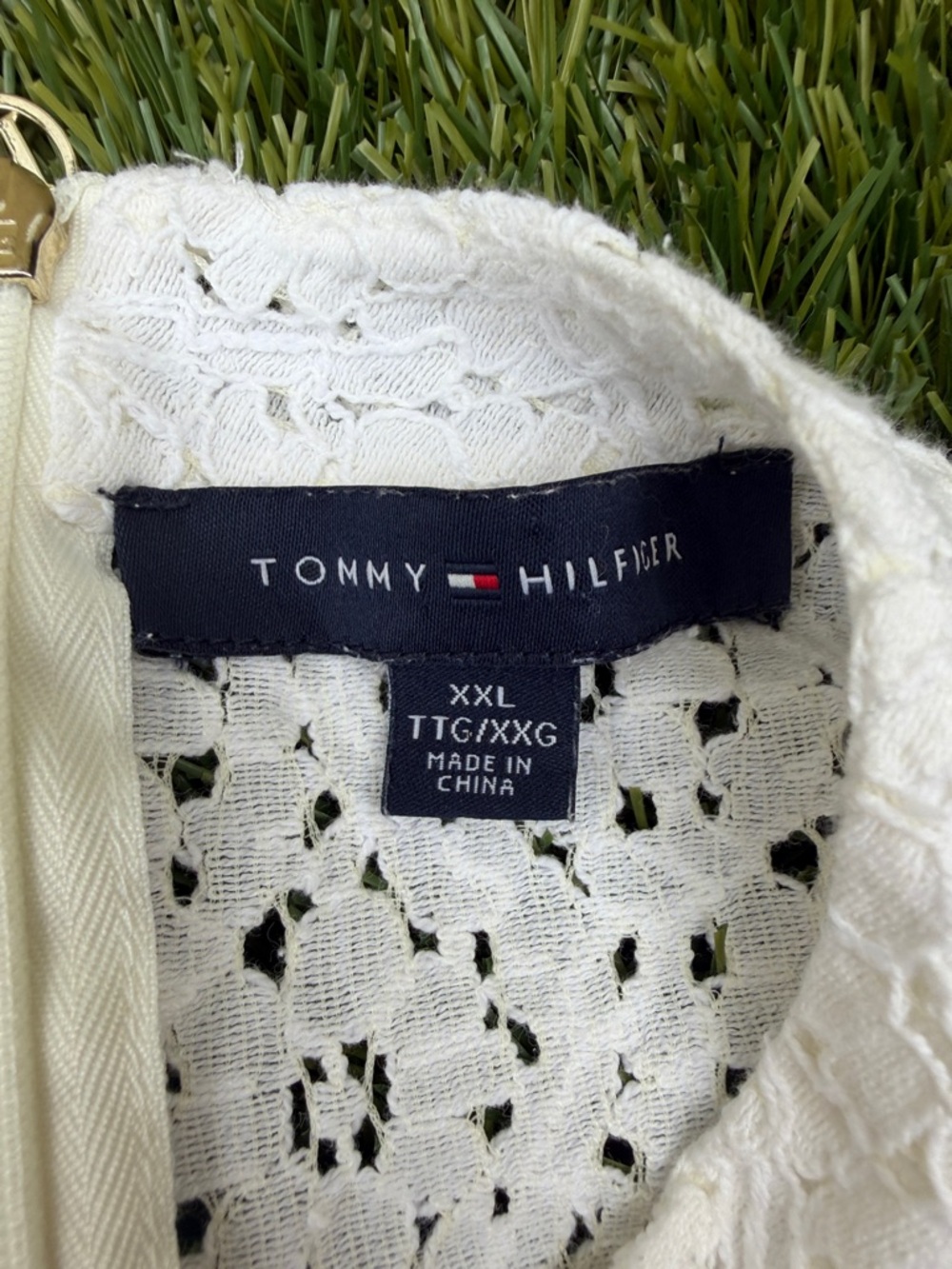 Tommy Hilfiger White Lace Overlay Short Sleeve Top size XXL - Picture 2 of 9
